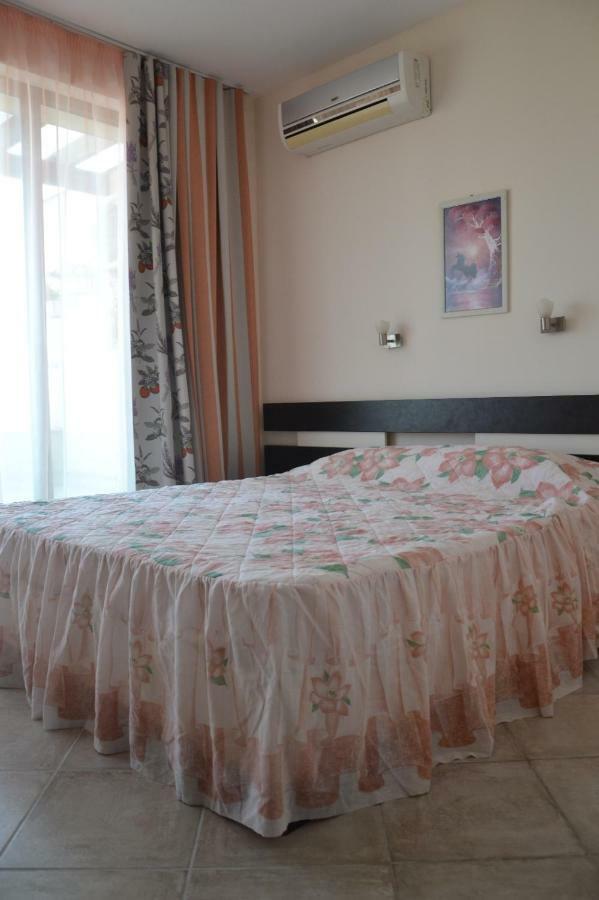 Апартаменти Хармани Sozopol Buitenkant foto